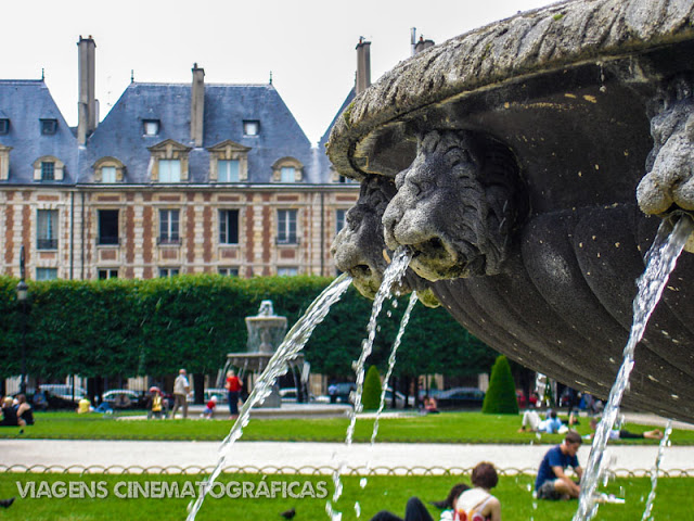 Place des Vosges em Paris Marais